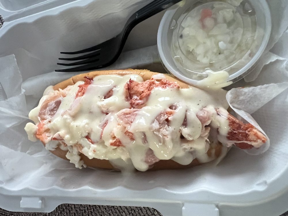 Mystic Lobster Roll - Montclair