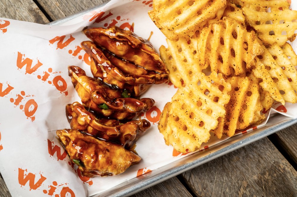 Wing It On!