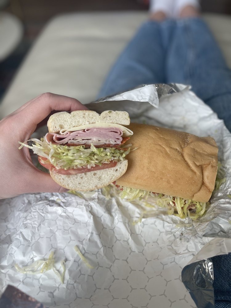 Longfellow's Sandwich Deli