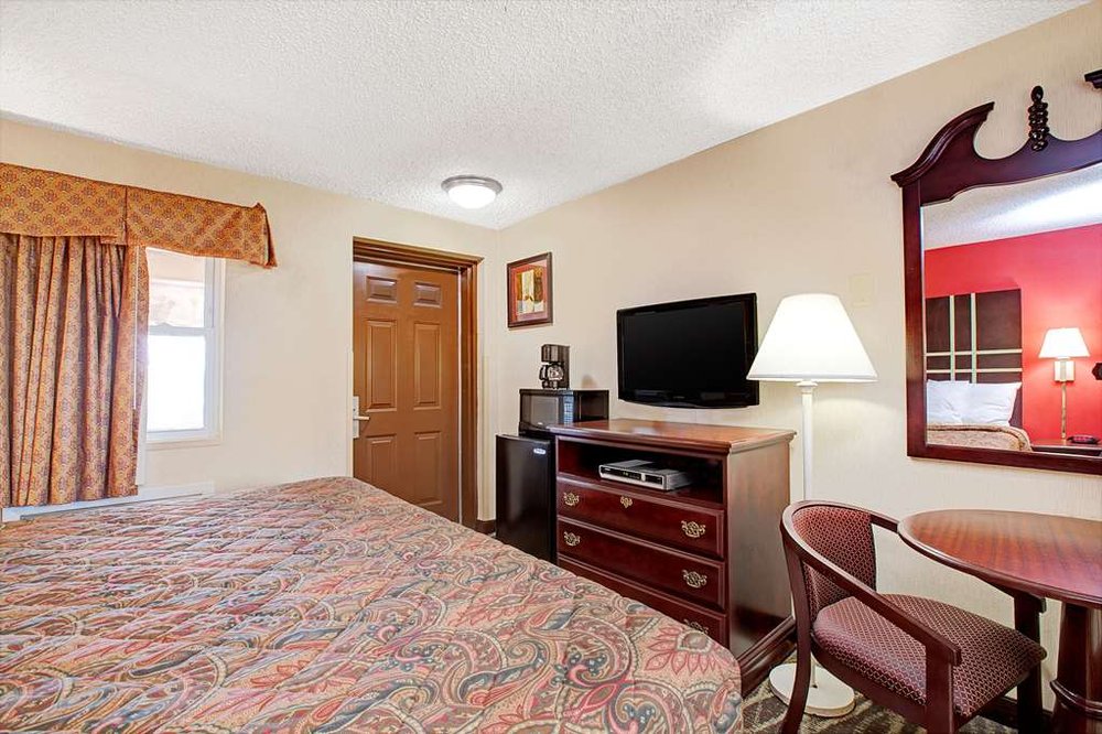 Days Inn by Wyndham Ridgefield NJ