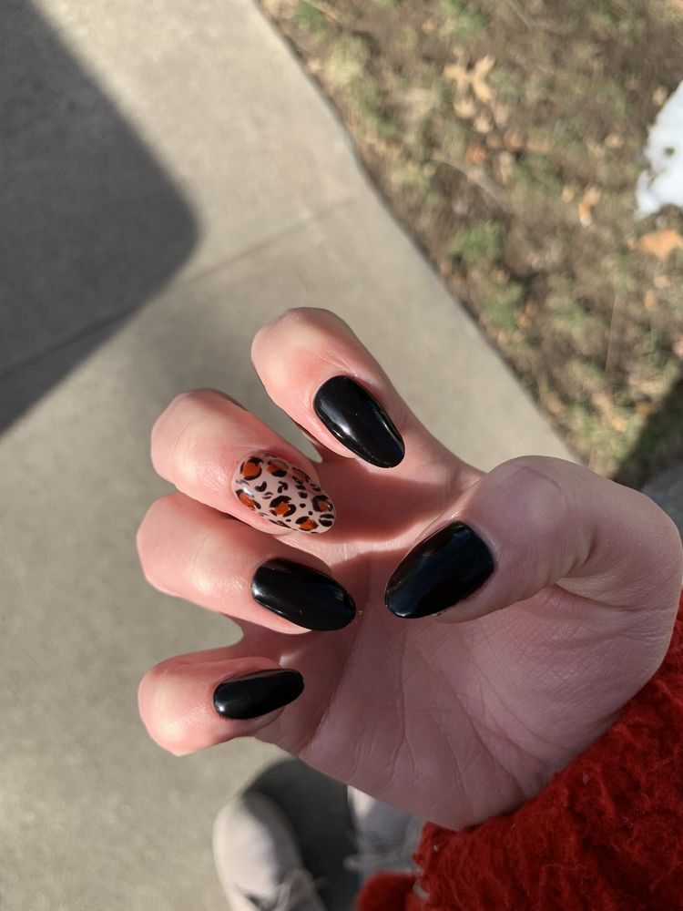 Ace Nails