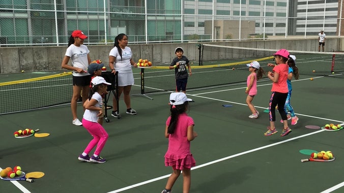 Register NOW for Kids  HOLIDAY INDOOR Tennis